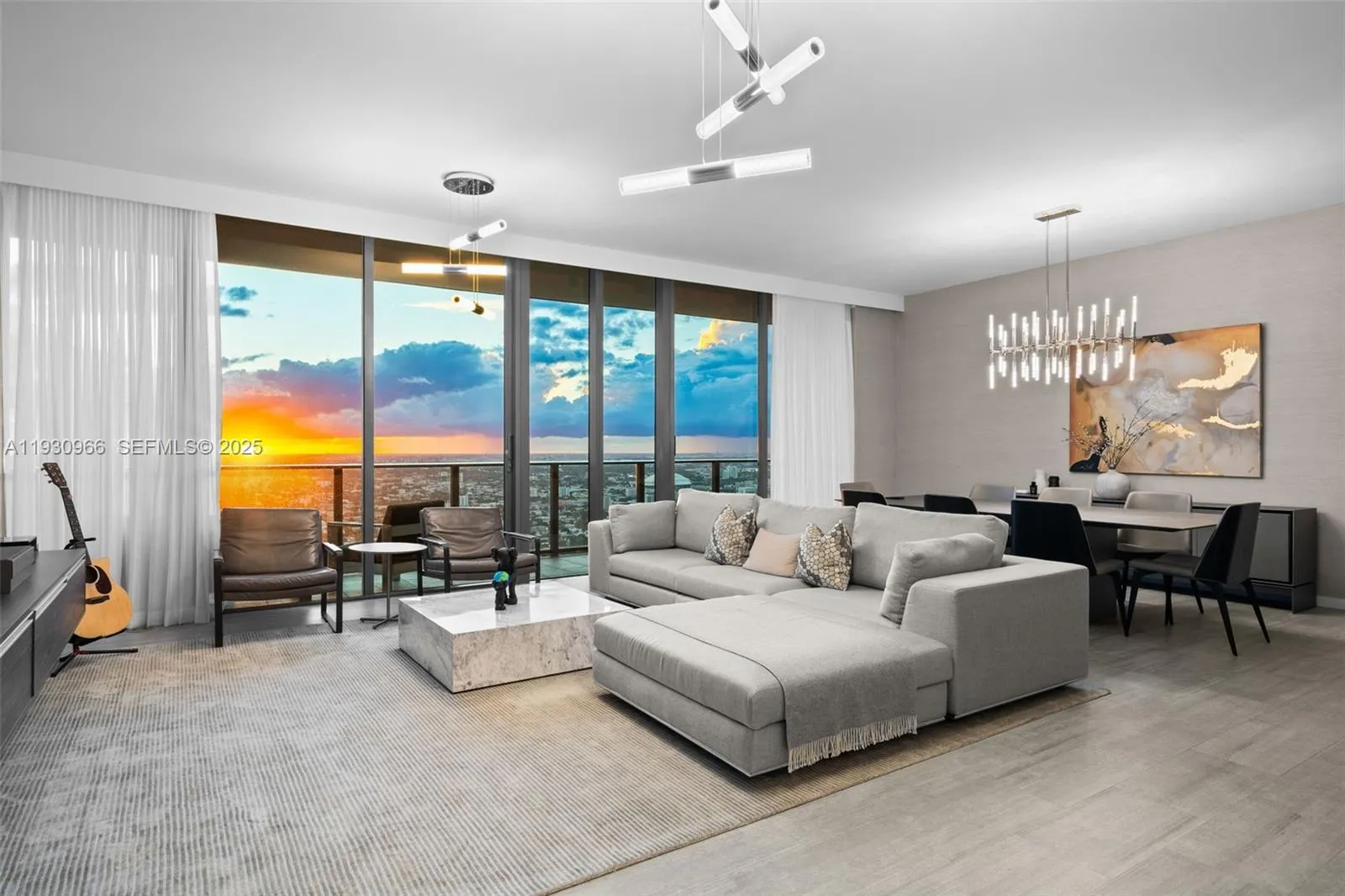 4 bedroom 4 bath for sale at 1000 Brickell Plz, Miami FL 33131