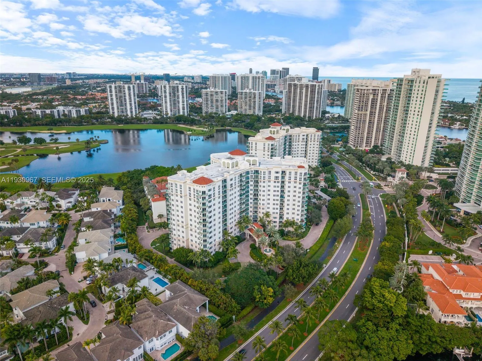 2 bedroom 2 bath for sale at 19900 E Country Club Dr # 616, Aventura FL 33180
