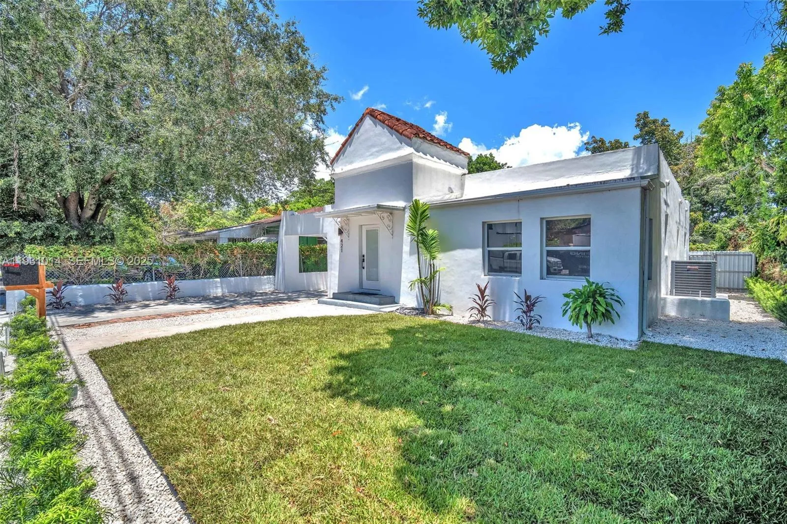 421 NW 59th St, Miami FL 33127
