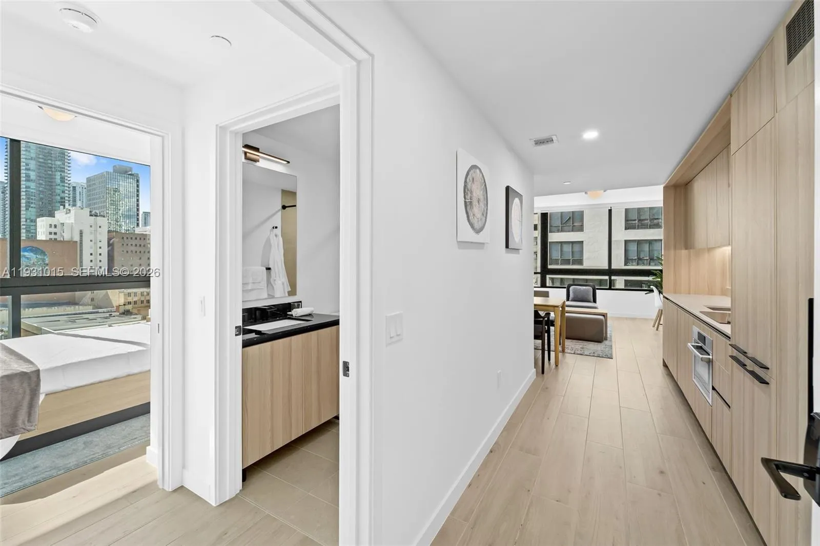 225 N Miami Avenue # 912, Miami FL 33128