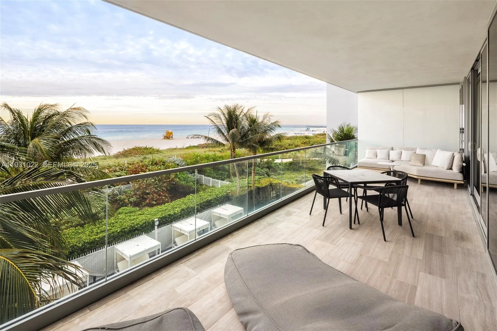 3 bedroom 3 bath for sale at 321 Ocean Dr # 301, Miami Beach FL 33139