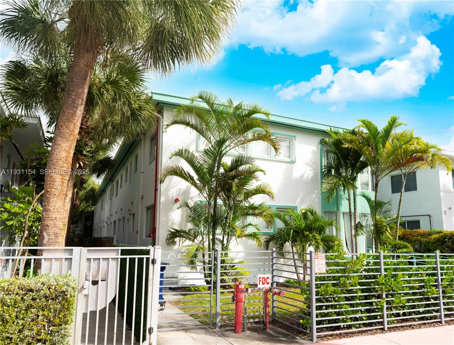 1321 15th St, Miami Beach FL 33139