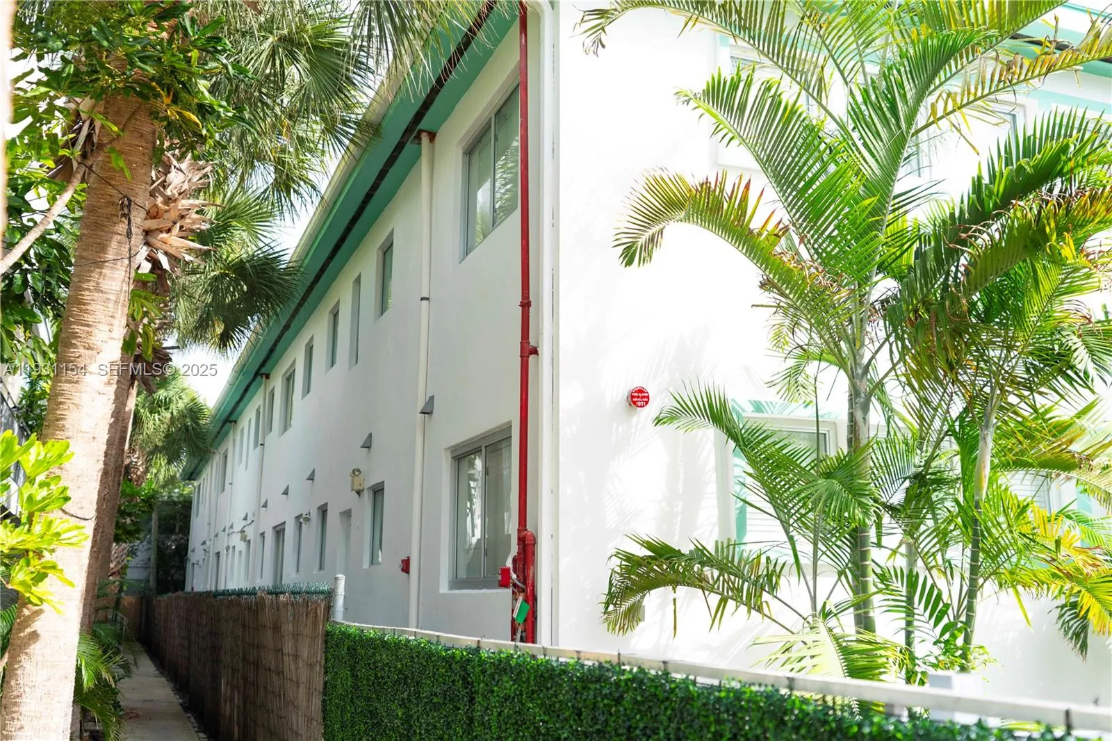 1321 15th St, Miami Beach FL 33139