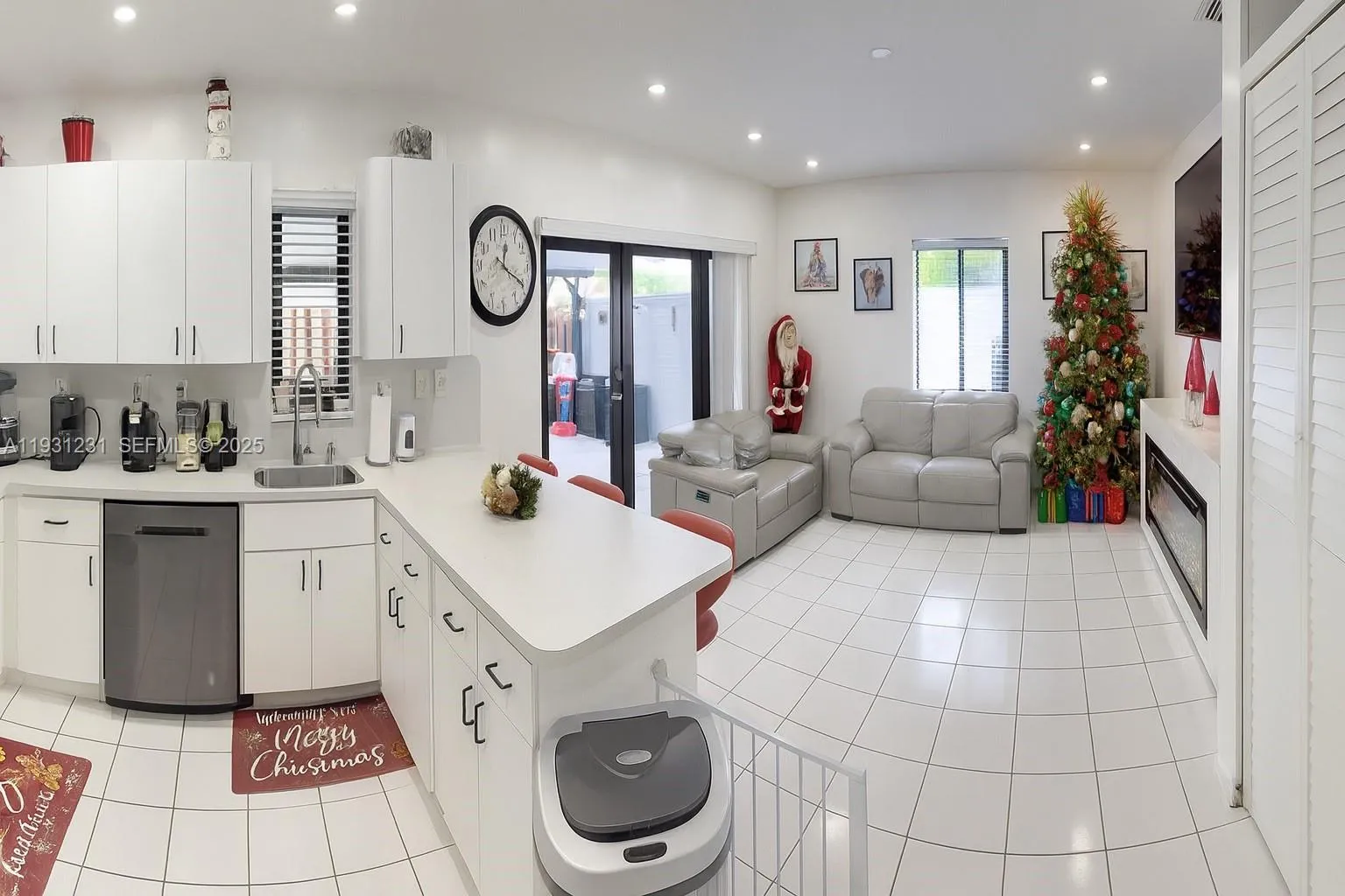 14690 SW 171st Ter, Miami FL 33177