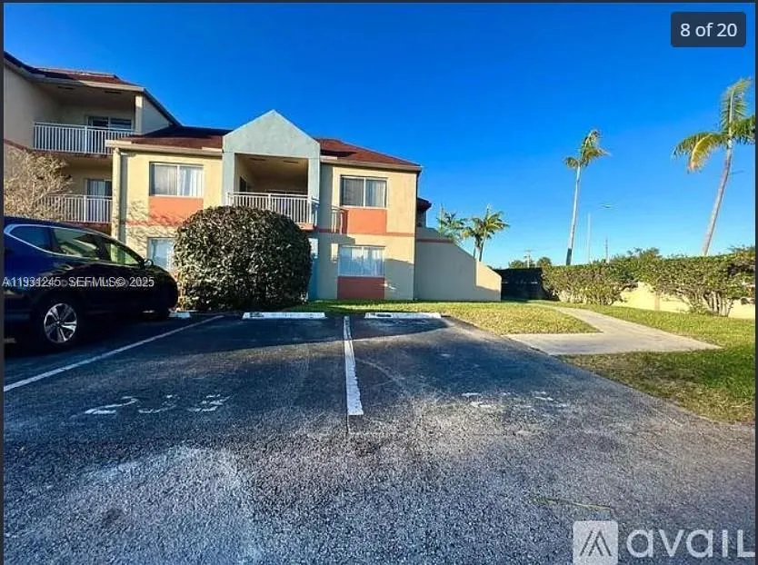 18810 NW 57th Ave # 102, Hialeah FL 33015