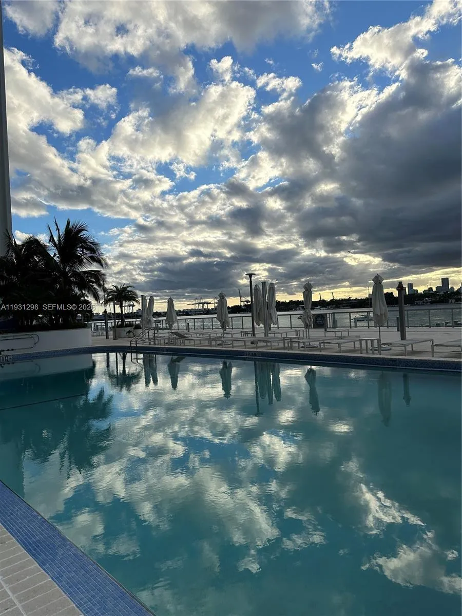 1000 West Ave # 215, Miami Beach FL 33139