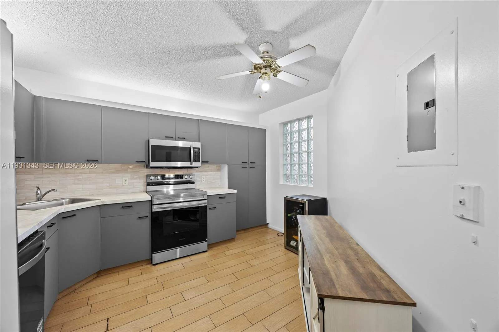 3 bedroom 2 bath for sale at 4300 NW 30th St # 248, Coconut Creek FL 33066