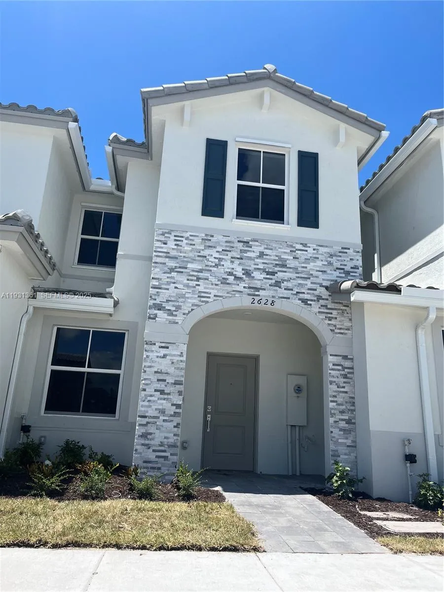 2628 SE 19th St, Homestead FL 33035