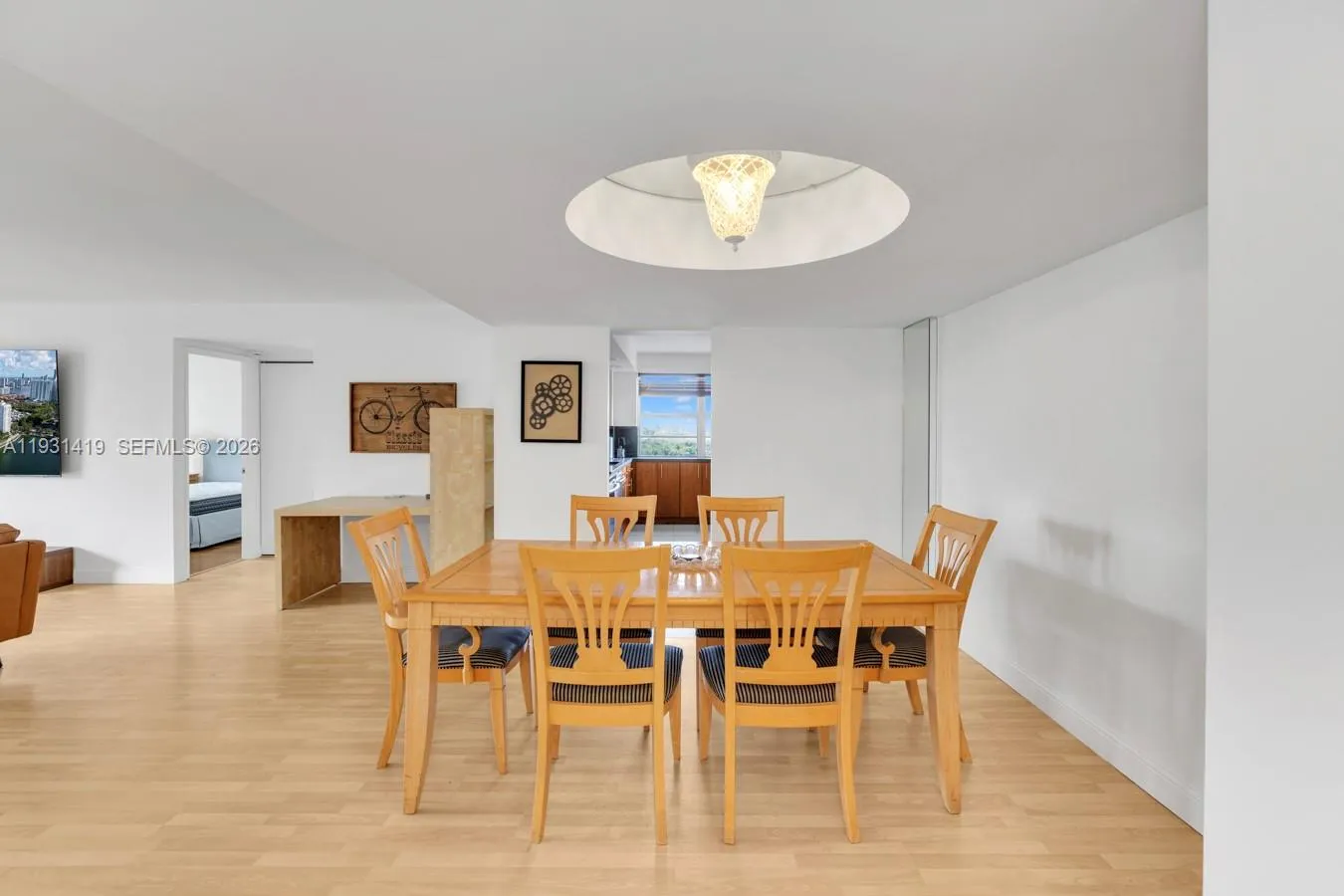 2801 NE 183 ST # 301W, Aventura FL 33160