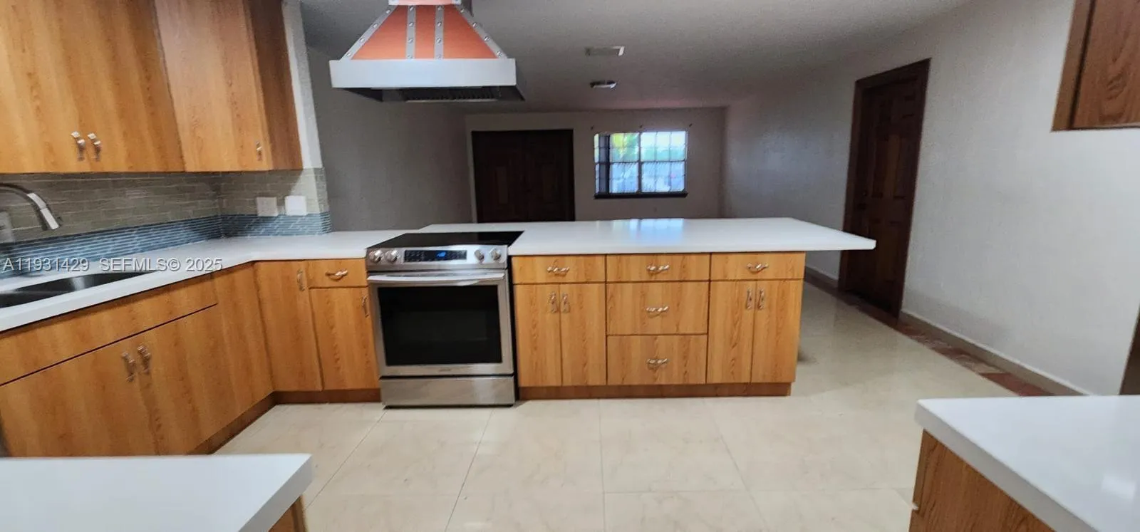 10955 SW 56th St, Miami FL 33165