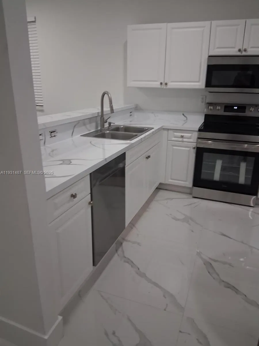 17337 NW 7th Ave # 108, Miami Gardens FL 33169