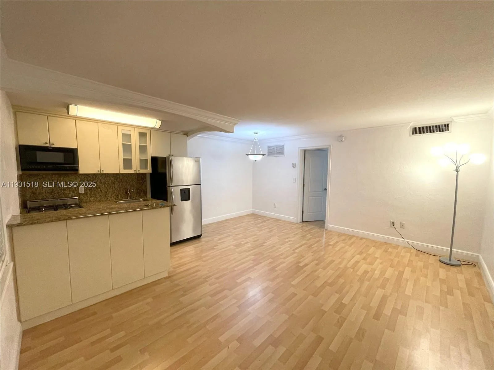 3245 Virginia St # 39, Miami FL 33133