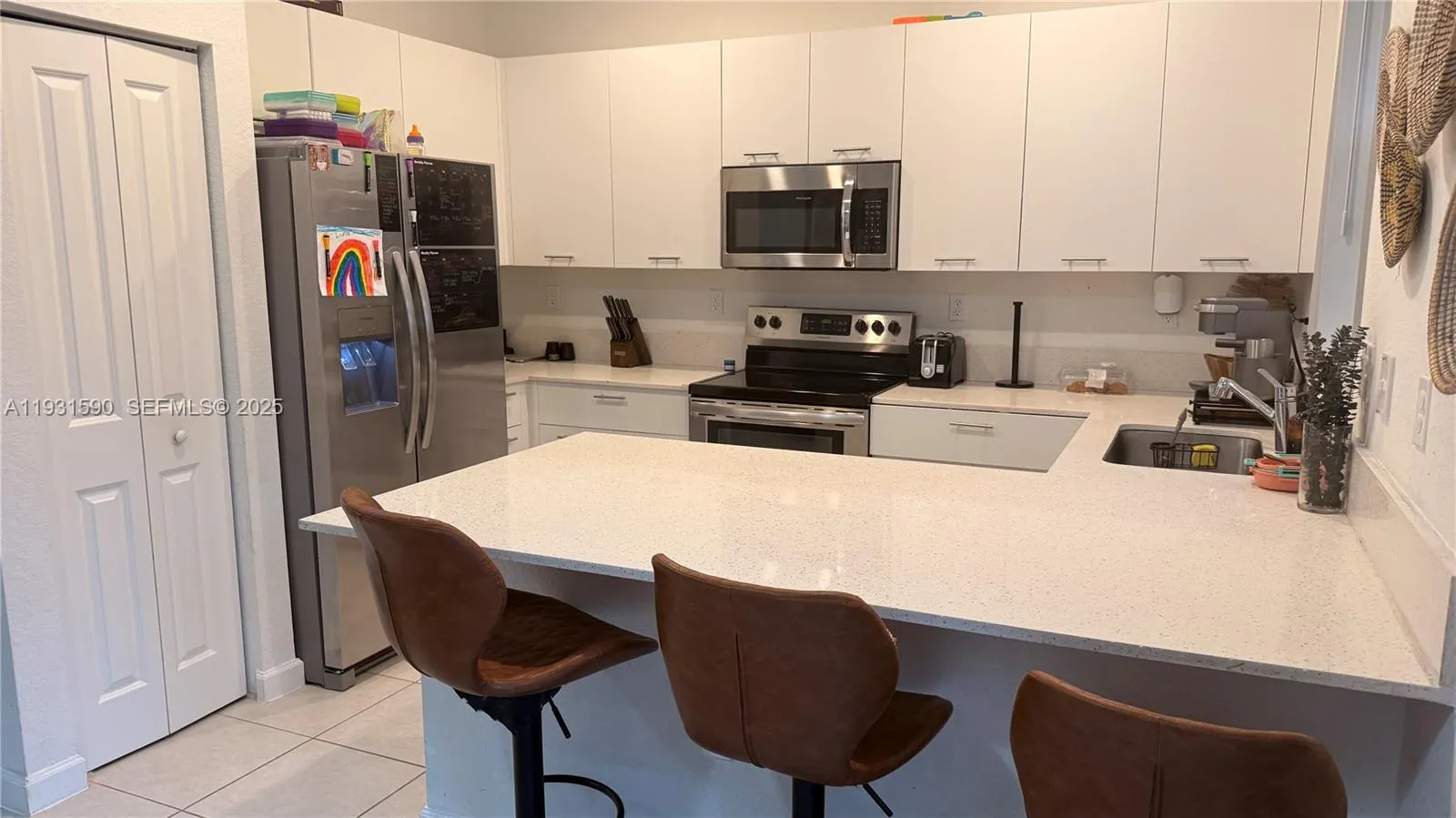 12383 NW 23rd Ct, Miami FL 33167