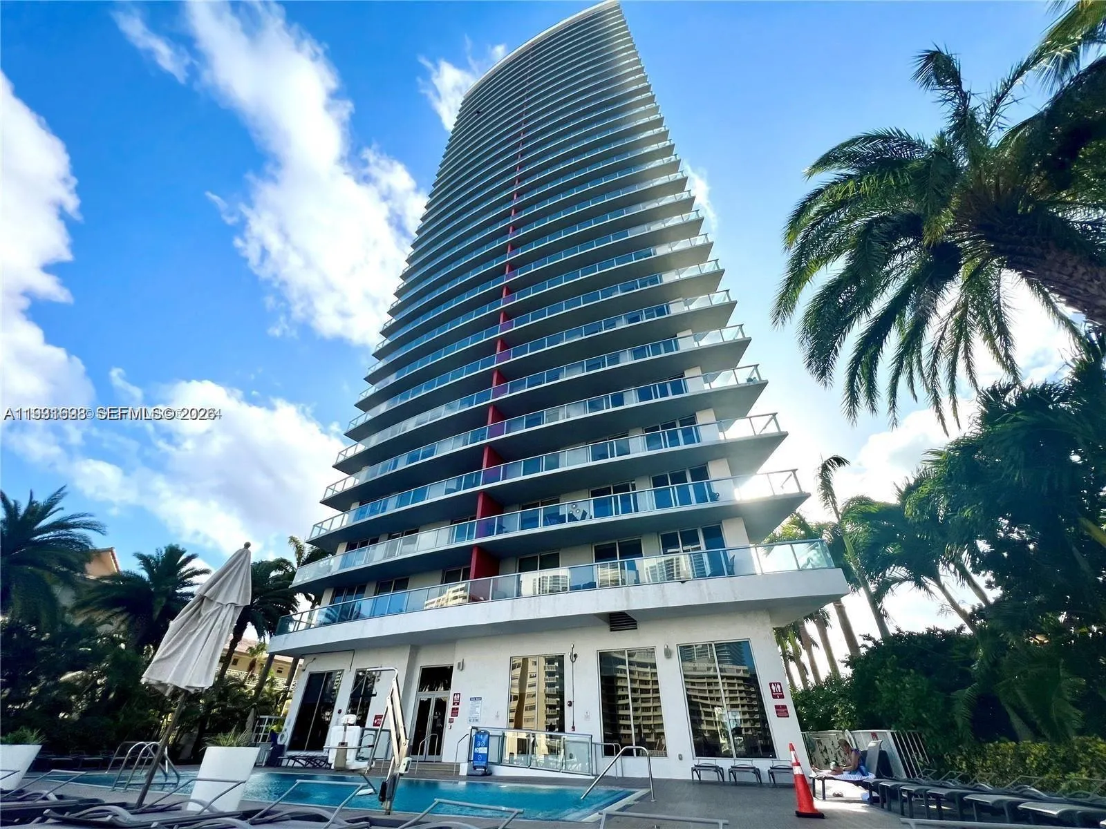 2 bedroom 2 bath for sale at 2602 E Hallandale Beach Blvd # R3010, Hallandale Beach FL 33009