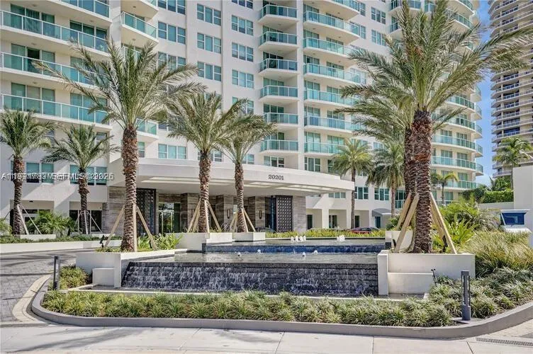 20201 E Country Club Dr # 903, Aventura FL 33180