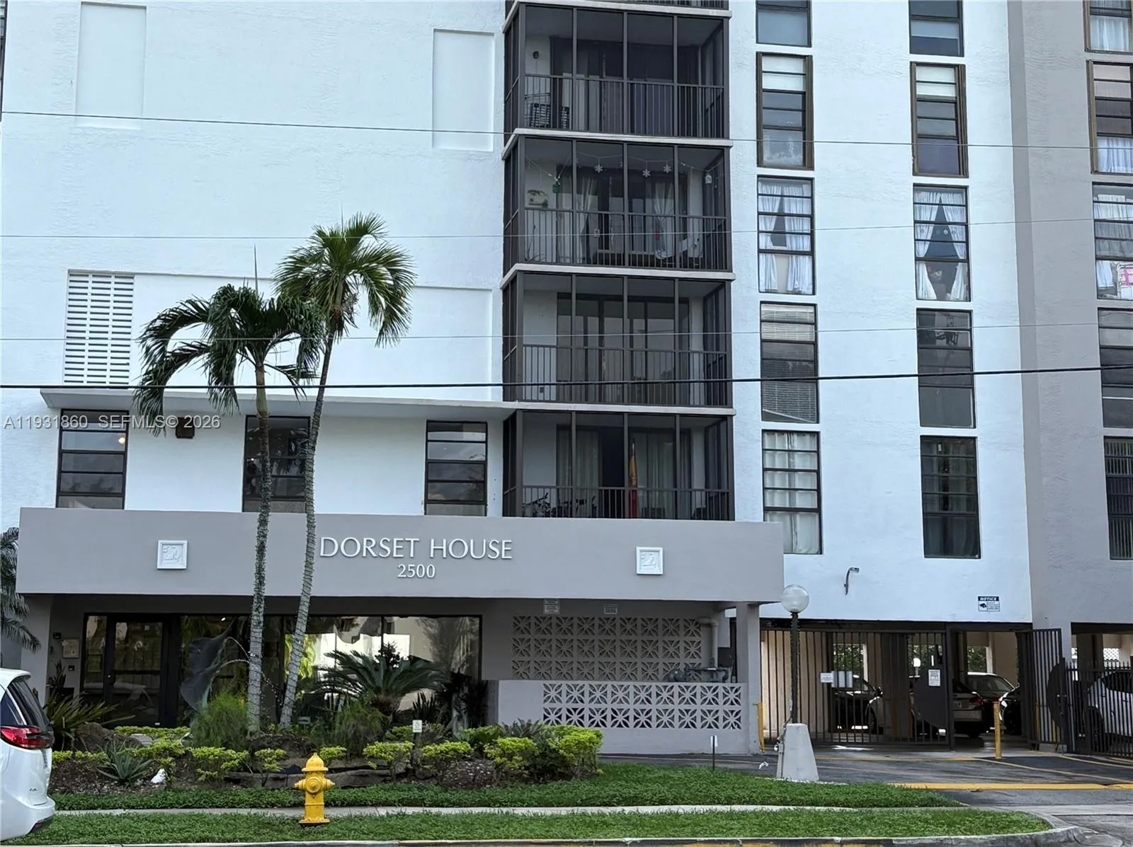 2500 NE 135th St # C502, North Miami FL 33181
