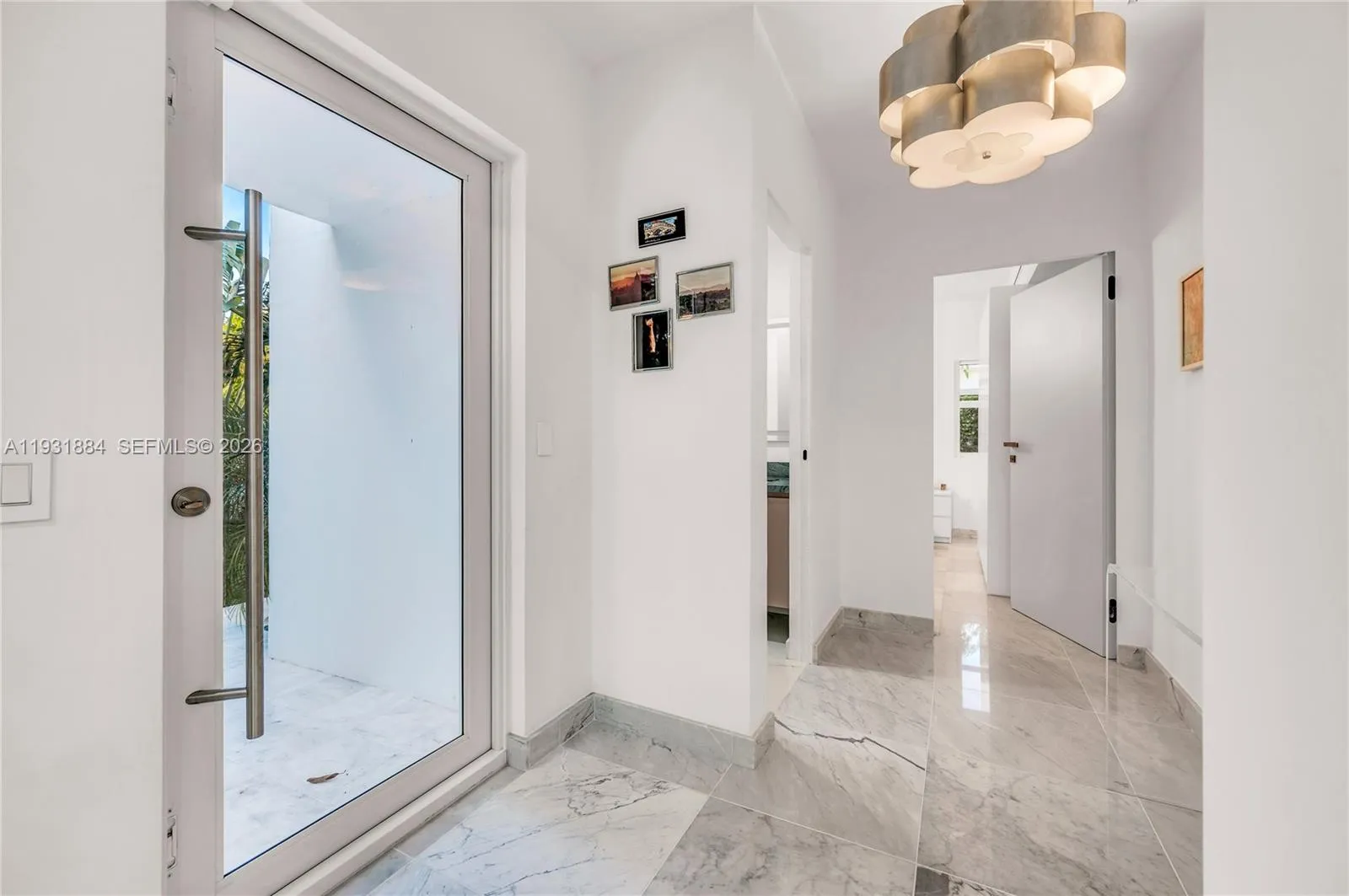 4321 Nautilus Dr, Miami Beach FL 33140