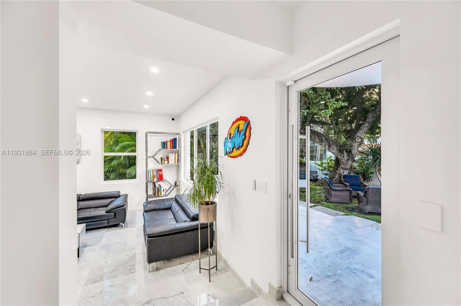 4321 Nautilus Dr, Miami Beach FL 33140