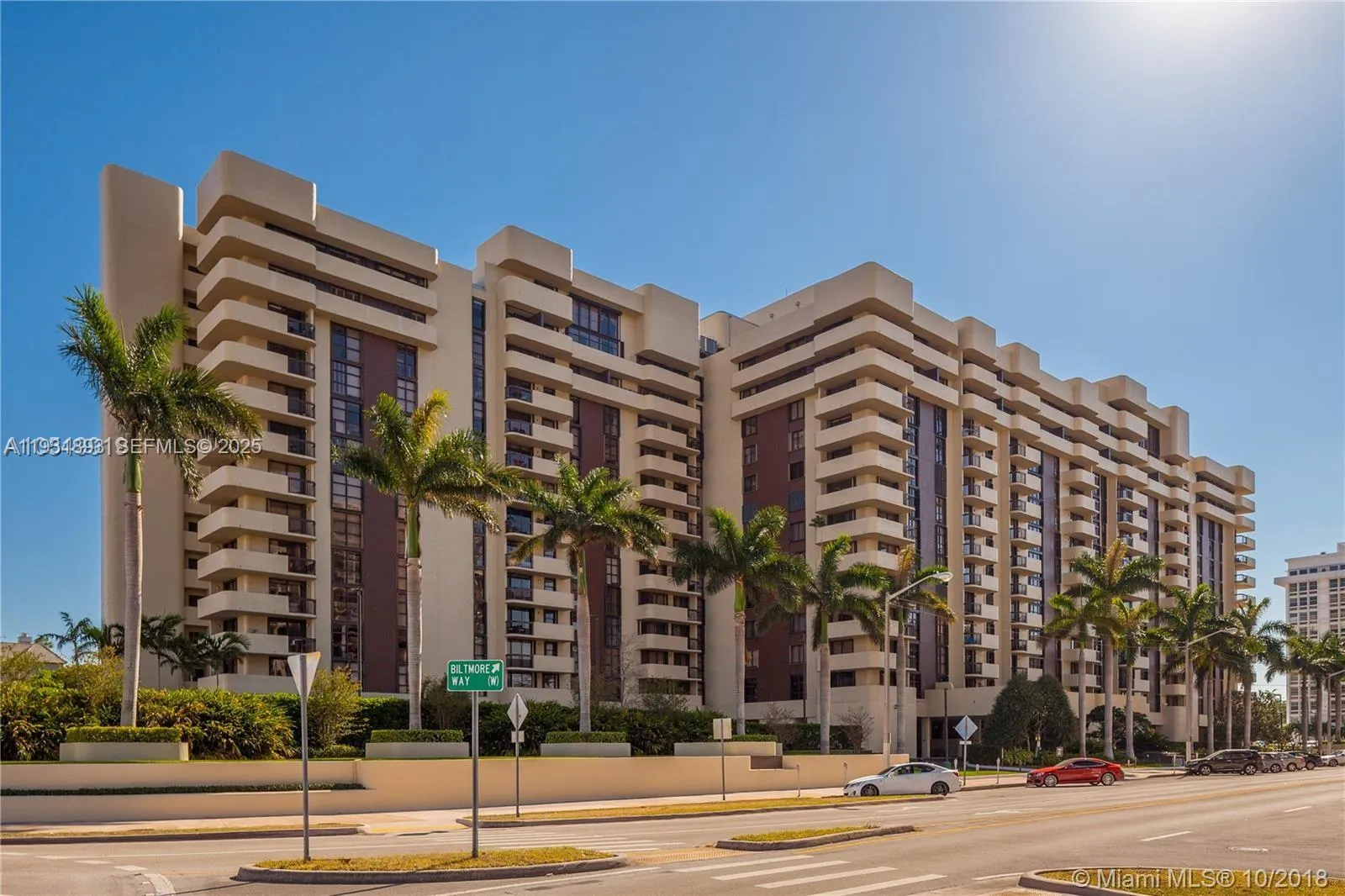 2 bedroom 2 bath for sale at 600 Biltmore Way # 217, Coral Gables FL 33134