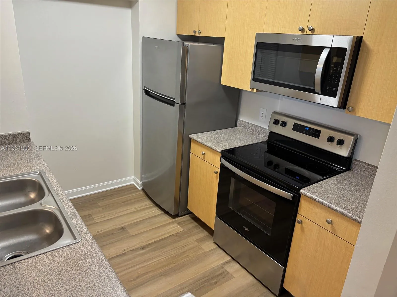 1919 Van Buren St # 219A, Hollywood FL 33020