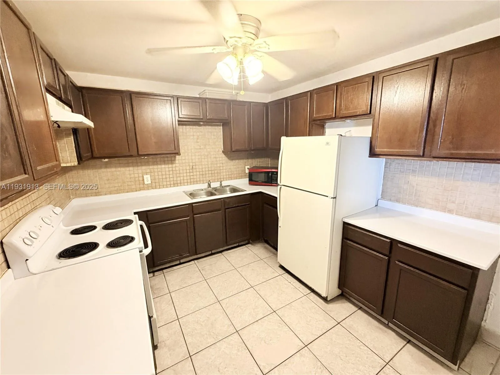 2 bedroom 1 bath for sale at 1829 N A St # 13, Lake Worth FL 33460