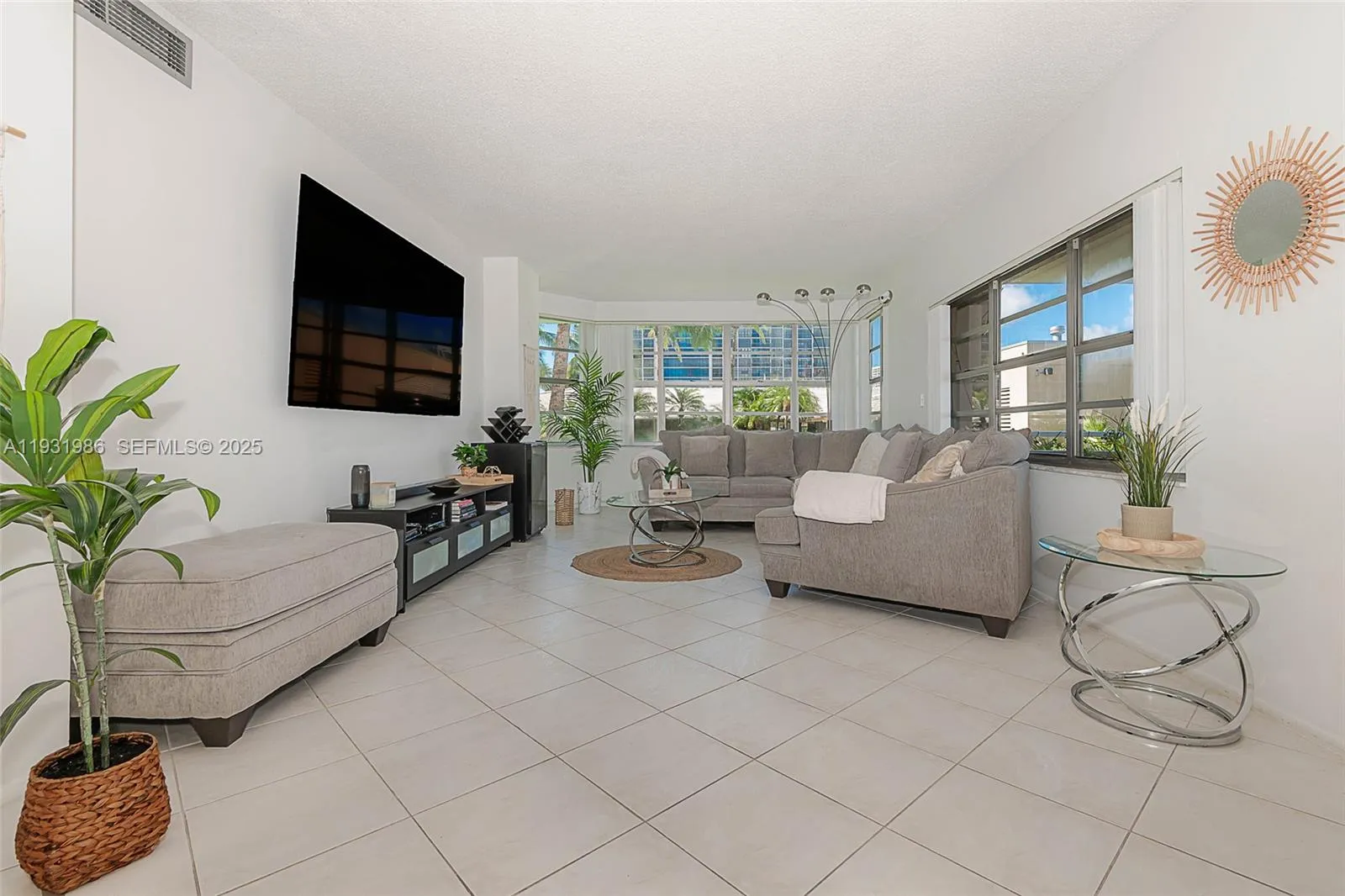 2 bedroom 2 bath for sale at 1965 S Ocean Dr, Hallandale Beach FL 33009
