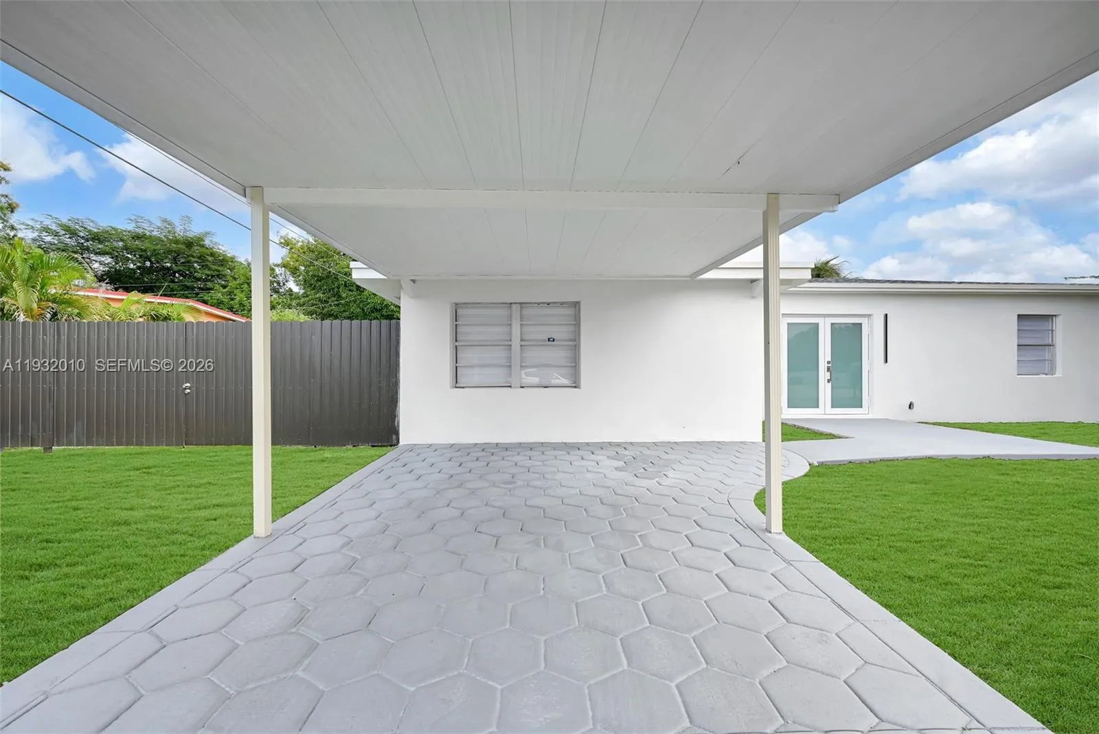 12621 NW 22nd Ct, Miami FL 33167