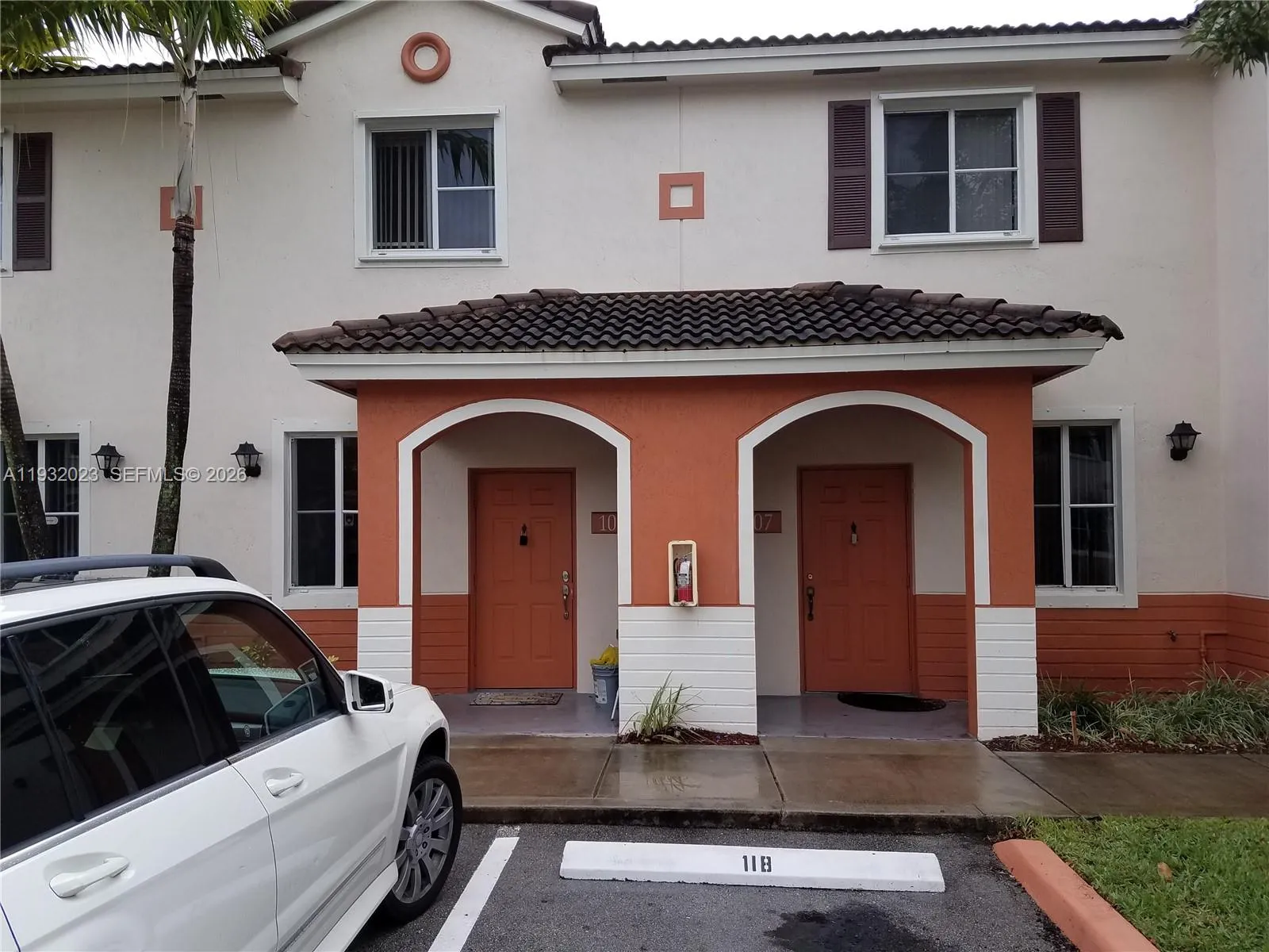 3 bedroom 2 bath for sale at 17337 NW 7th Ave #408, Miami Gardens FL 33169