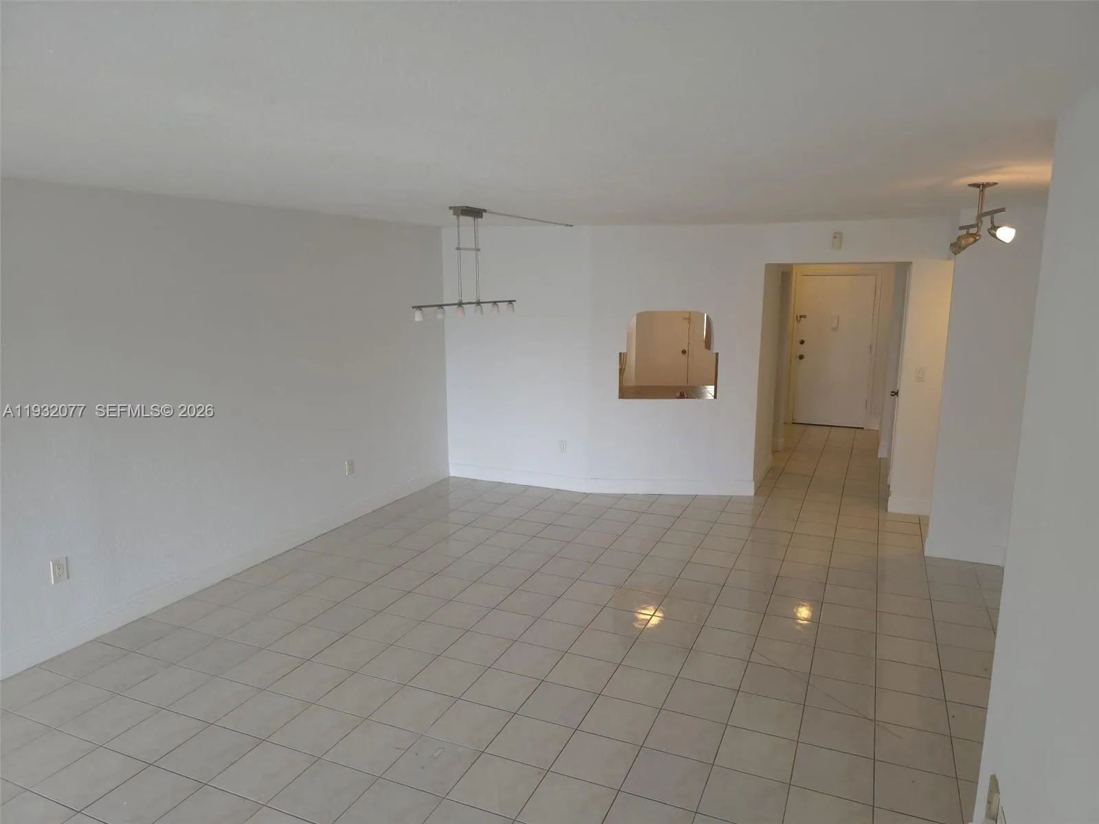 1710 NE 191st St # 3, Miami FL 33179