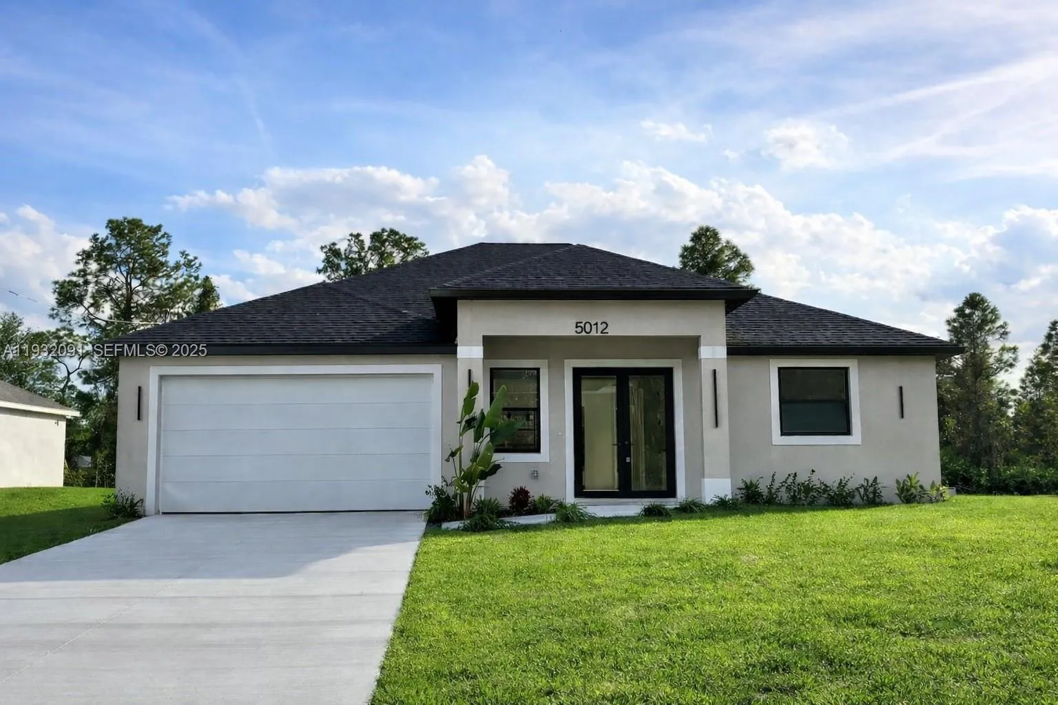 3 bedroom 2 bath Residential for sale at 5012 SE Tradewinds Cir, La Belle FL 33935