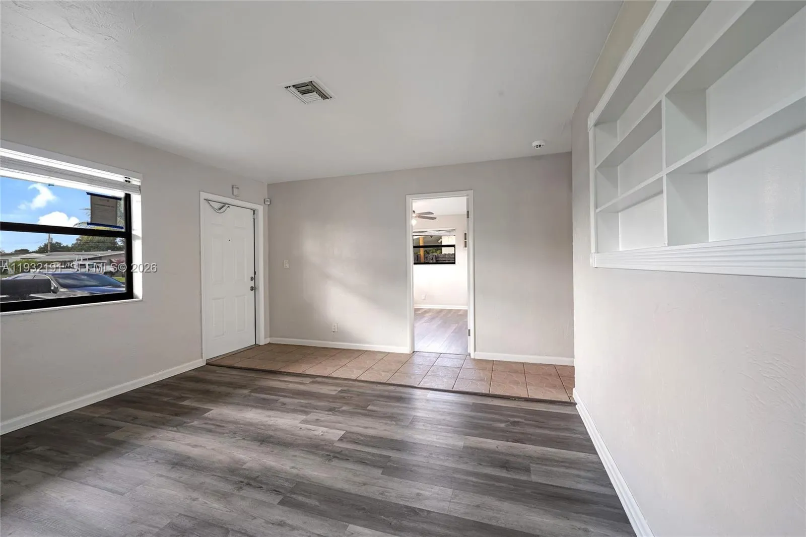 4136 NW 13th Ave, Oakland Park FL 33309