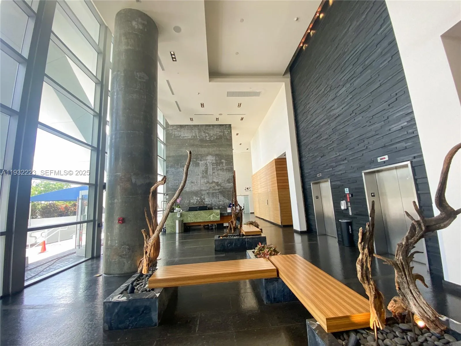 888 Biscayne Blvd # 709, Miami FL 33132