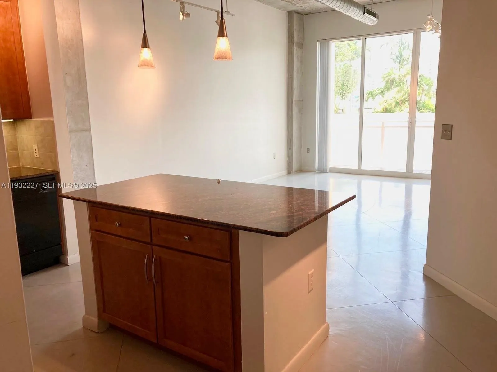 1 bedroom 1 bath for sale at 2001 Biscayne Blvd # 2608, Miami FL 33137