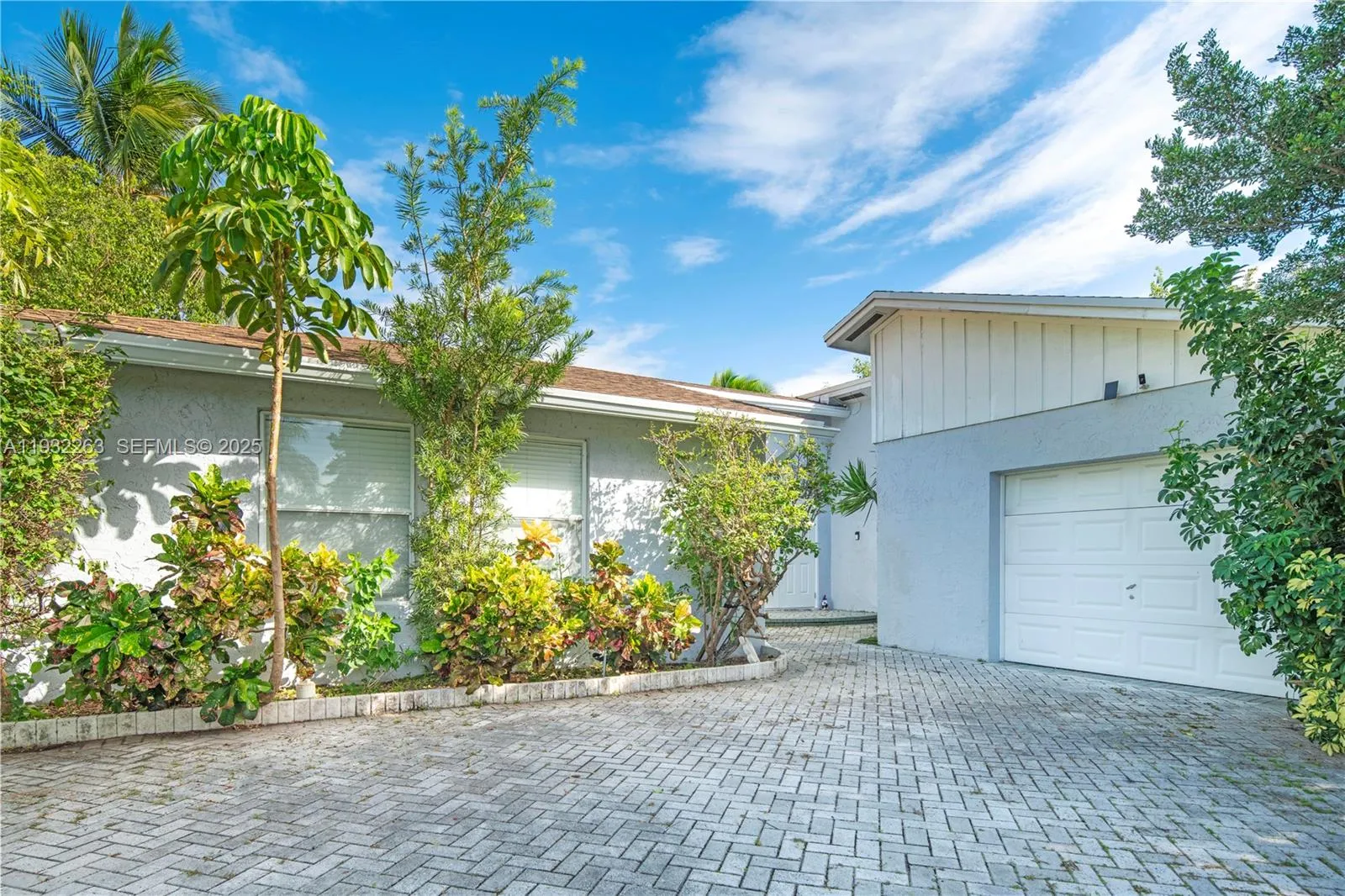 4093 NW 1st Pl, Deerfield Beach FL 33442
