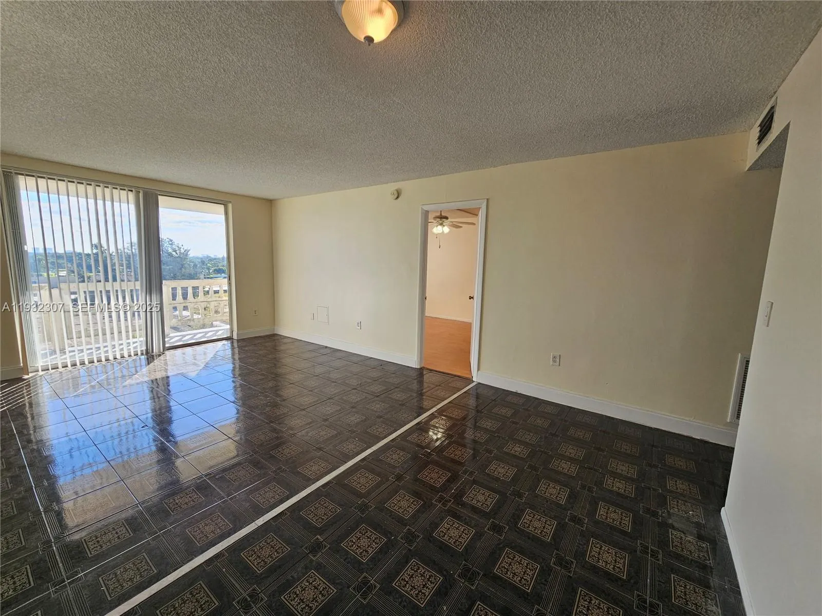 15600 NW 7th Ave # 704, Miami FL 33169