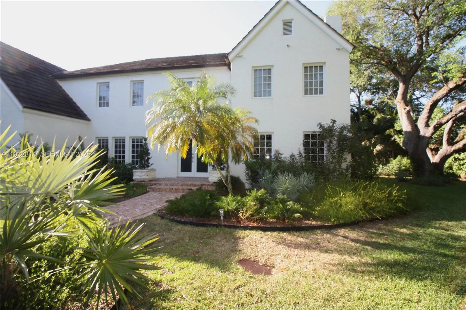 6750 Granada Blvd, Coral Gables FL 33146