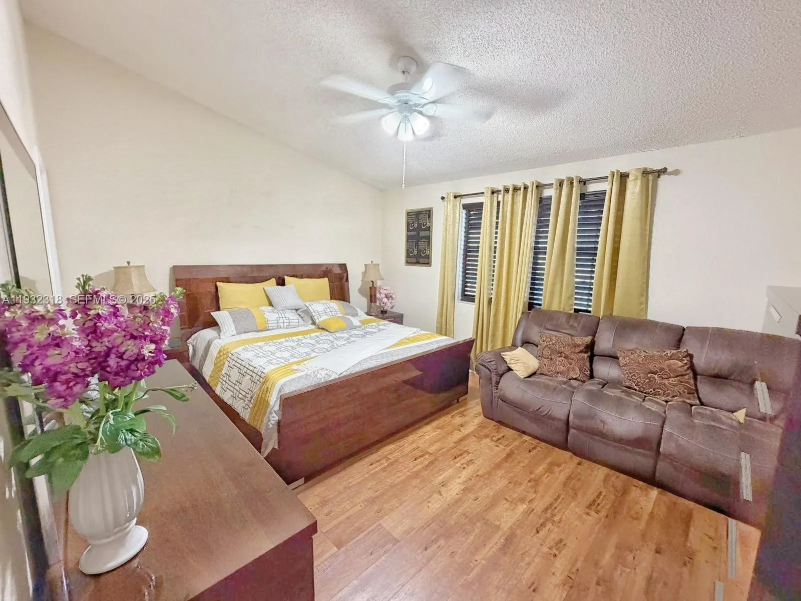 10877 NW 8th St, Pembroke Pines FL 33026