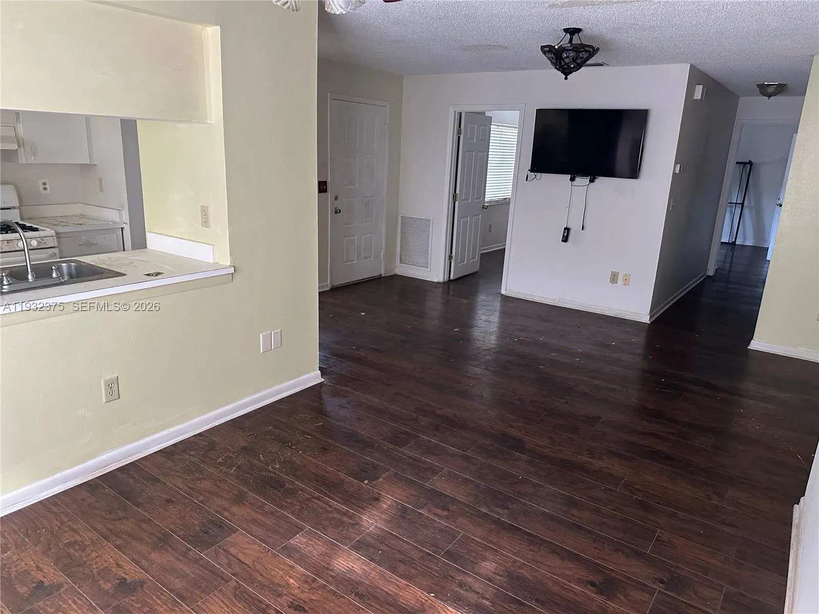 2 bedroom 2 bath Residential for sale at 628 Pavare Ct # 1, Winter Haven FL 33884