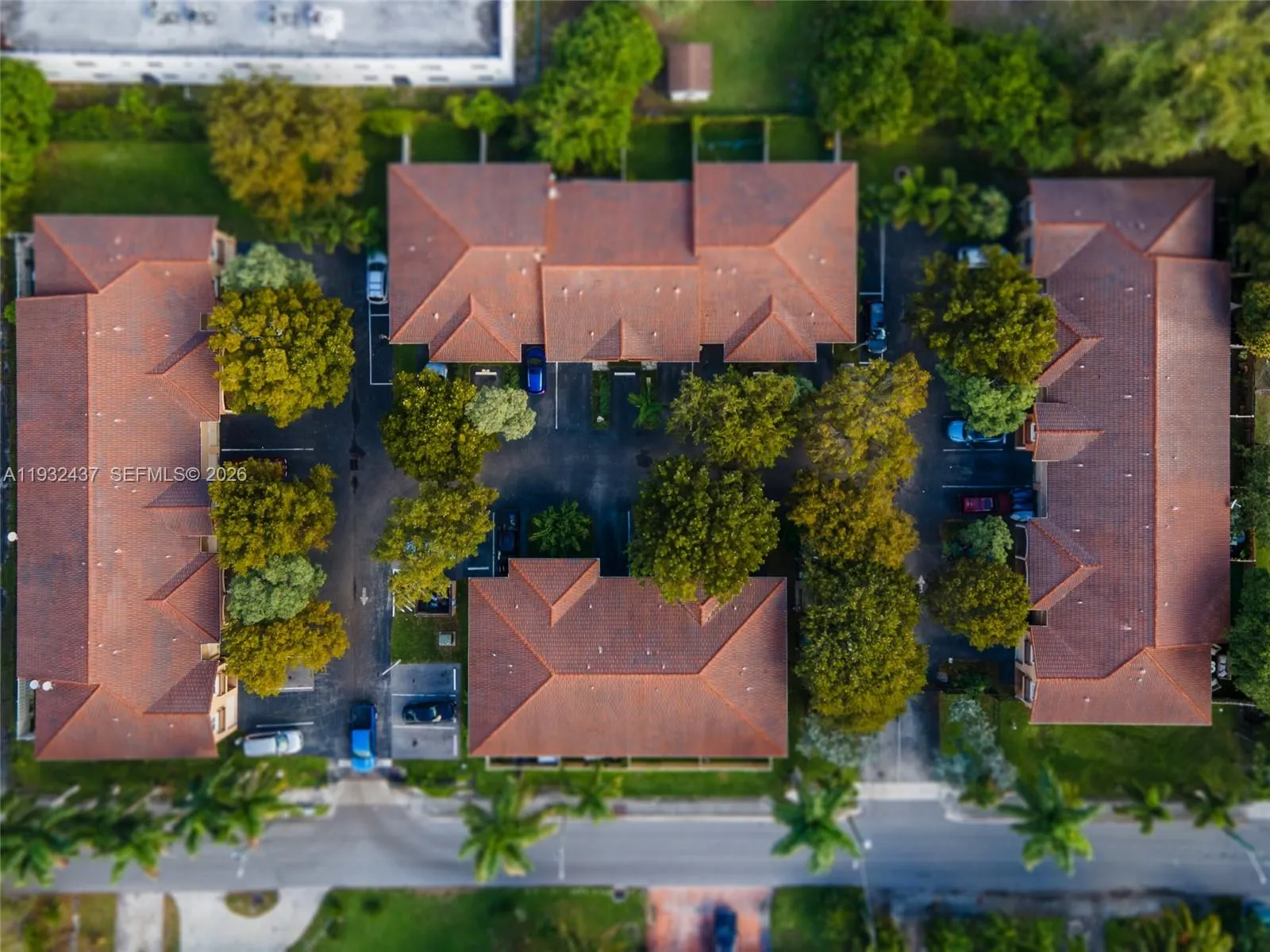 59 SE 3rd Ave, Hallandale Beach FL 33009