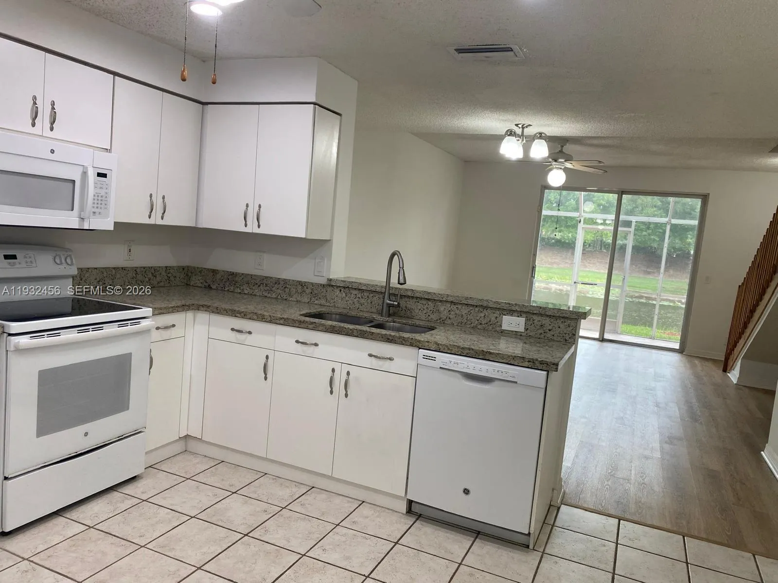 1384 Veracruz Ln # 7, Weston FL 33327