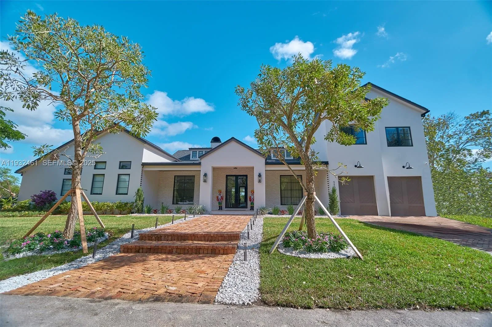 11001 SW 74th Ave, Pinecrest FL 33156