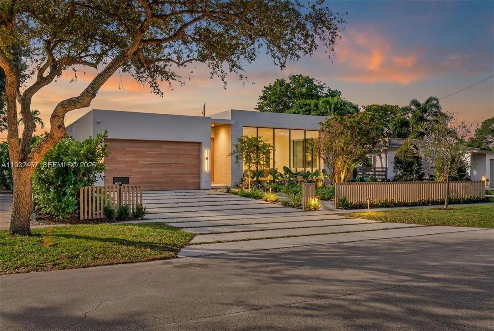 830 Oriole Ave, Miami Springs FL 33166