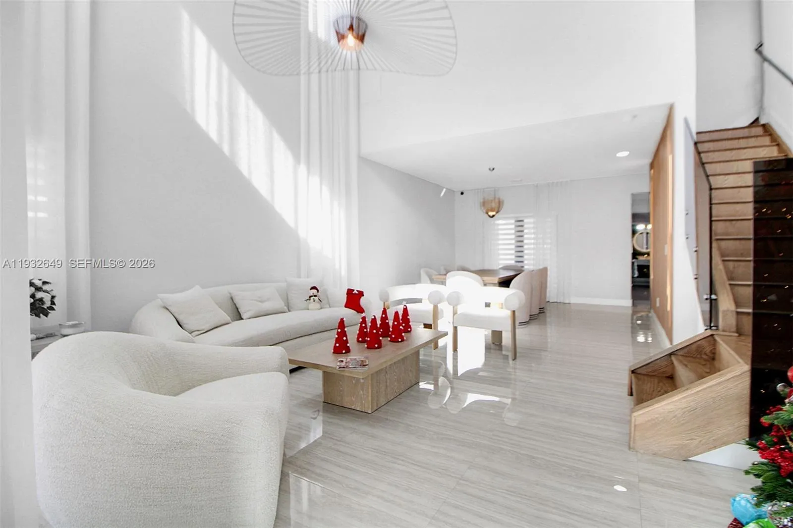 14671 SW 20th St, Miami FL 33175