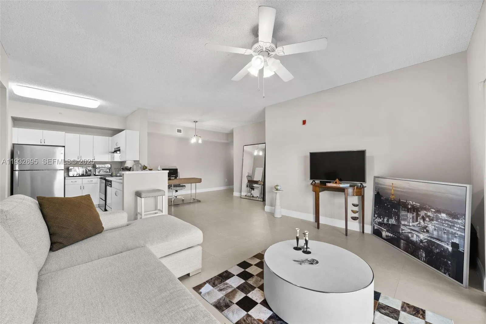 2 bedroom 2 bath for sale at 6968 SW 39th St # F204, Davie FL 33314