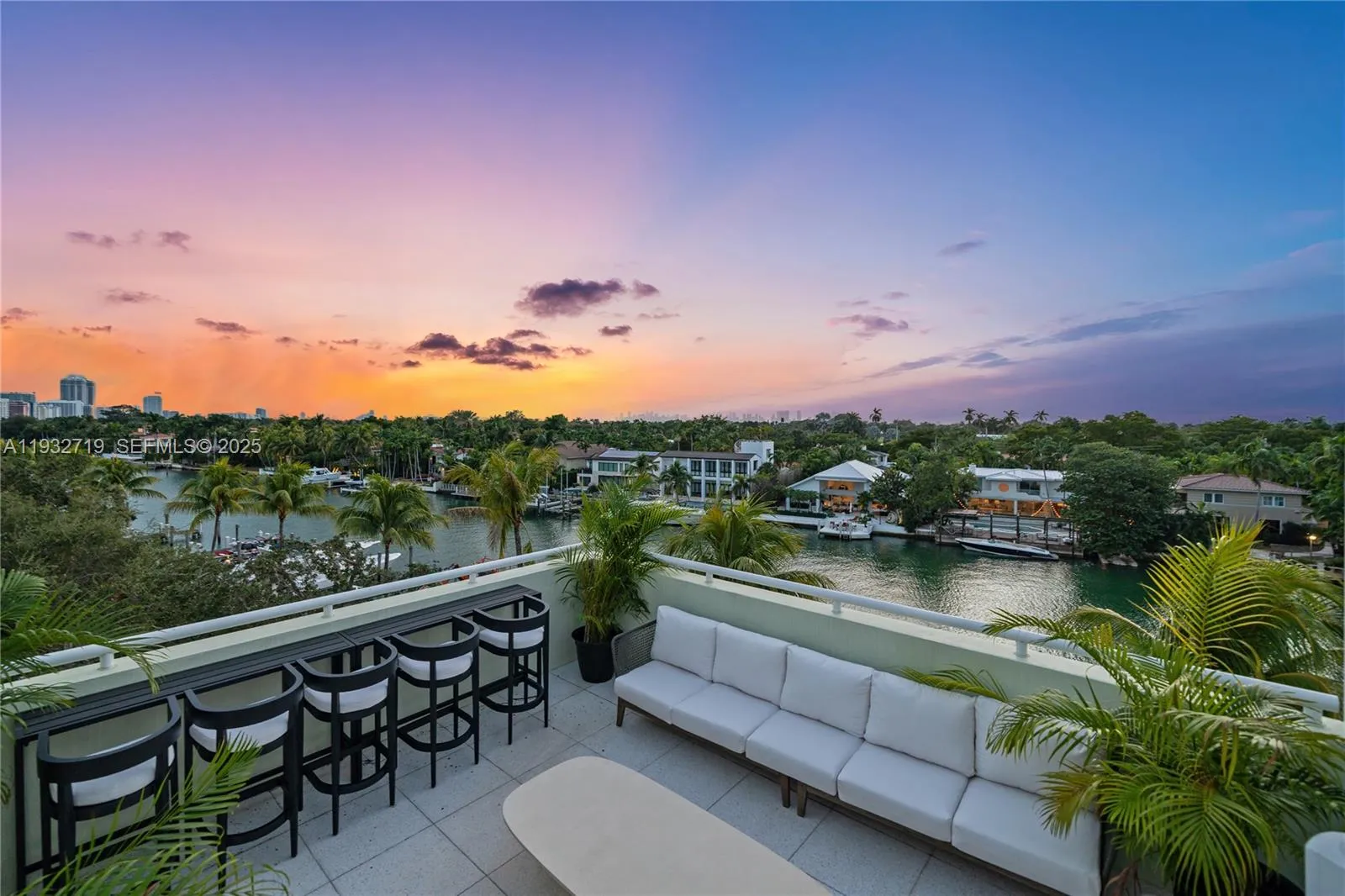 6109 W Laguna Dr W # 6109, Miami Beach FL 33141
