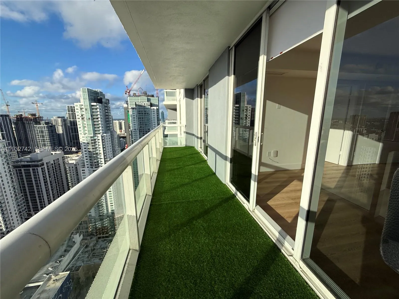 50 Biscayne Blvd # 4807, Miami FL 33132