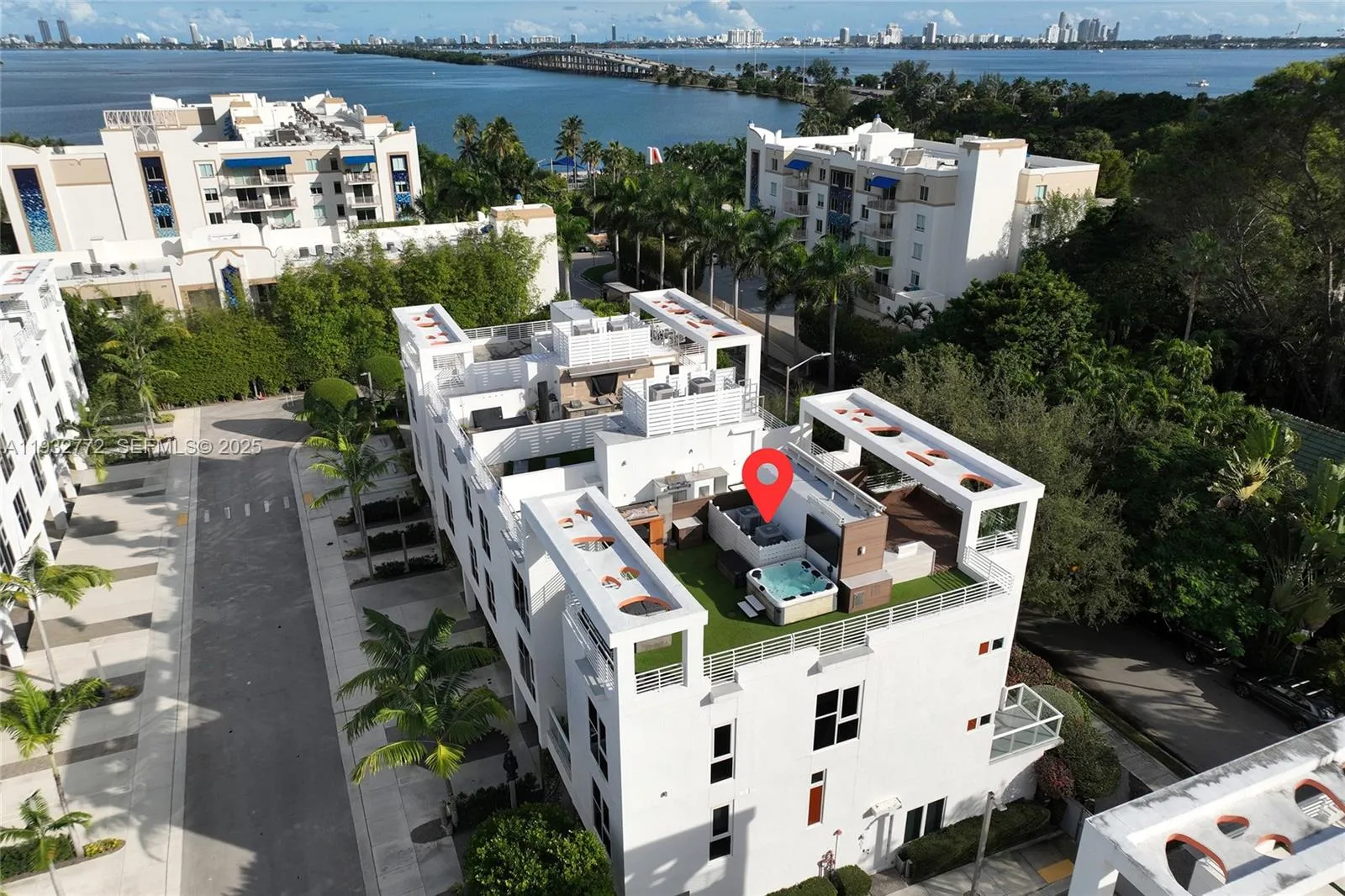 3 bedroom 2 bath for sale at 455 NE 39th St # 202, Miami FL 33137