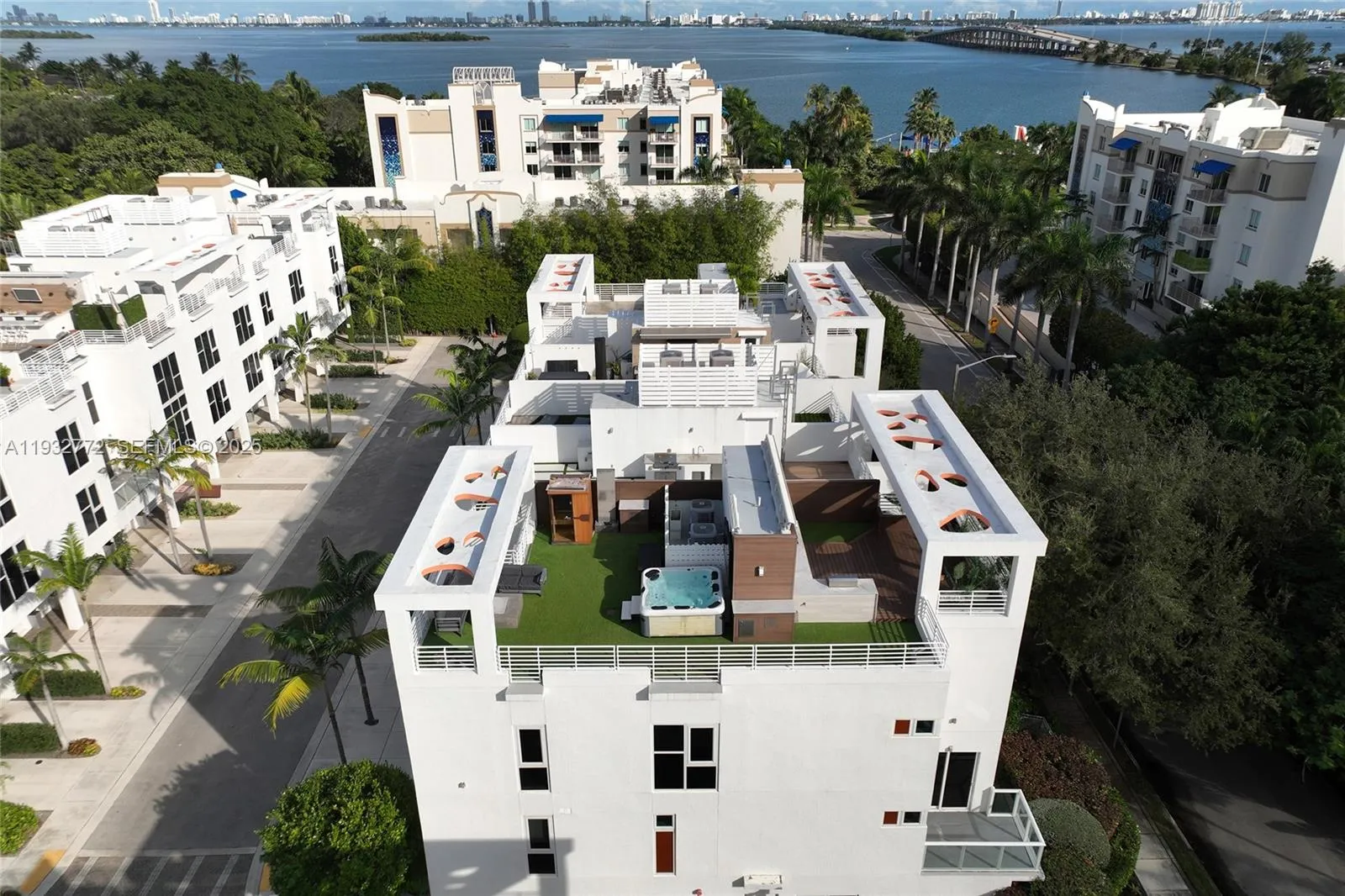 455 NE 39th St # 202, Miami FL 33137