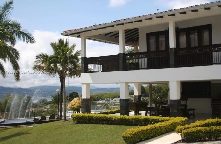 12 bedroom 11 bath for sale at BUGA CALIMA - DARIEN 0000000, FL