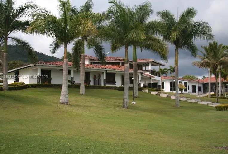 BUGA CALIMA - DARIEN 0000000, FL